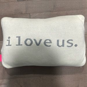 Accent pillow decorative